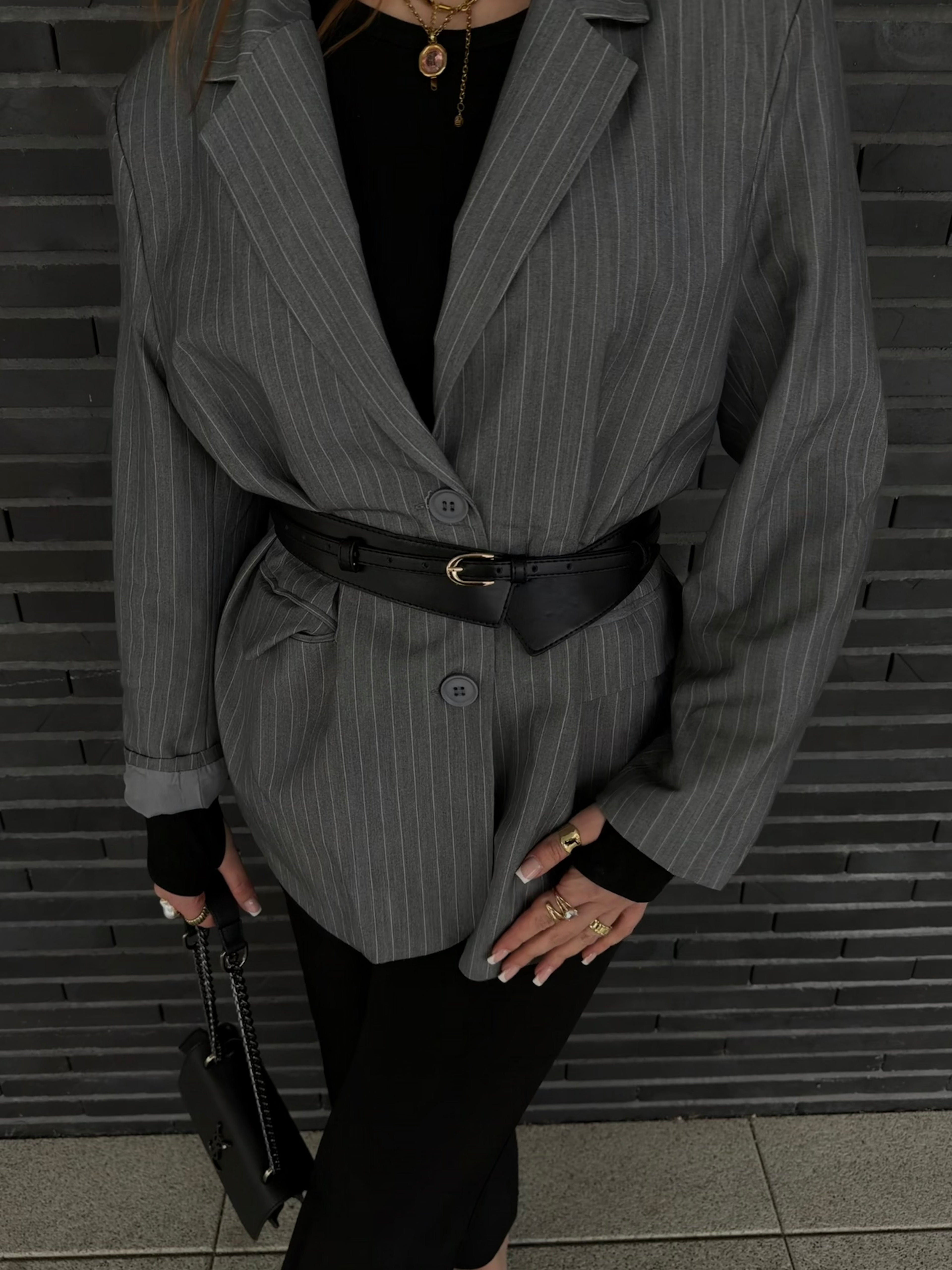 Oversize-Blazer mit feinem, vertikalem Streifendessin