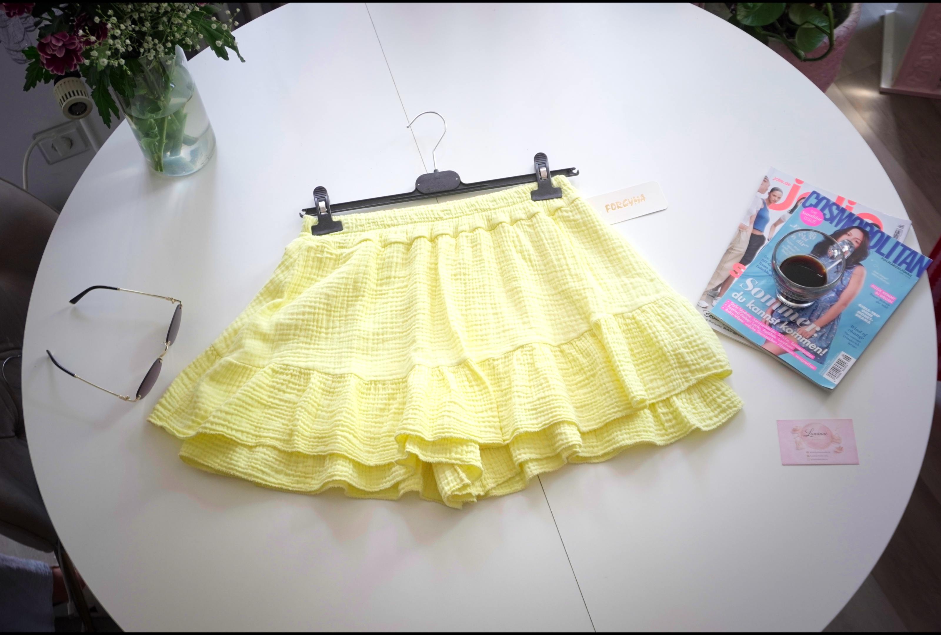 CELINE SKORT – Gelb